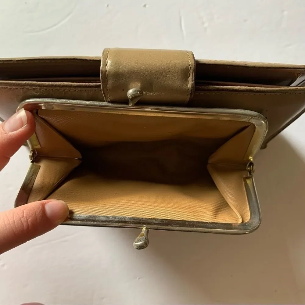 Di Lido Wallet Cream Tan Cowhide Clutch Checkbook Credit Card Holder